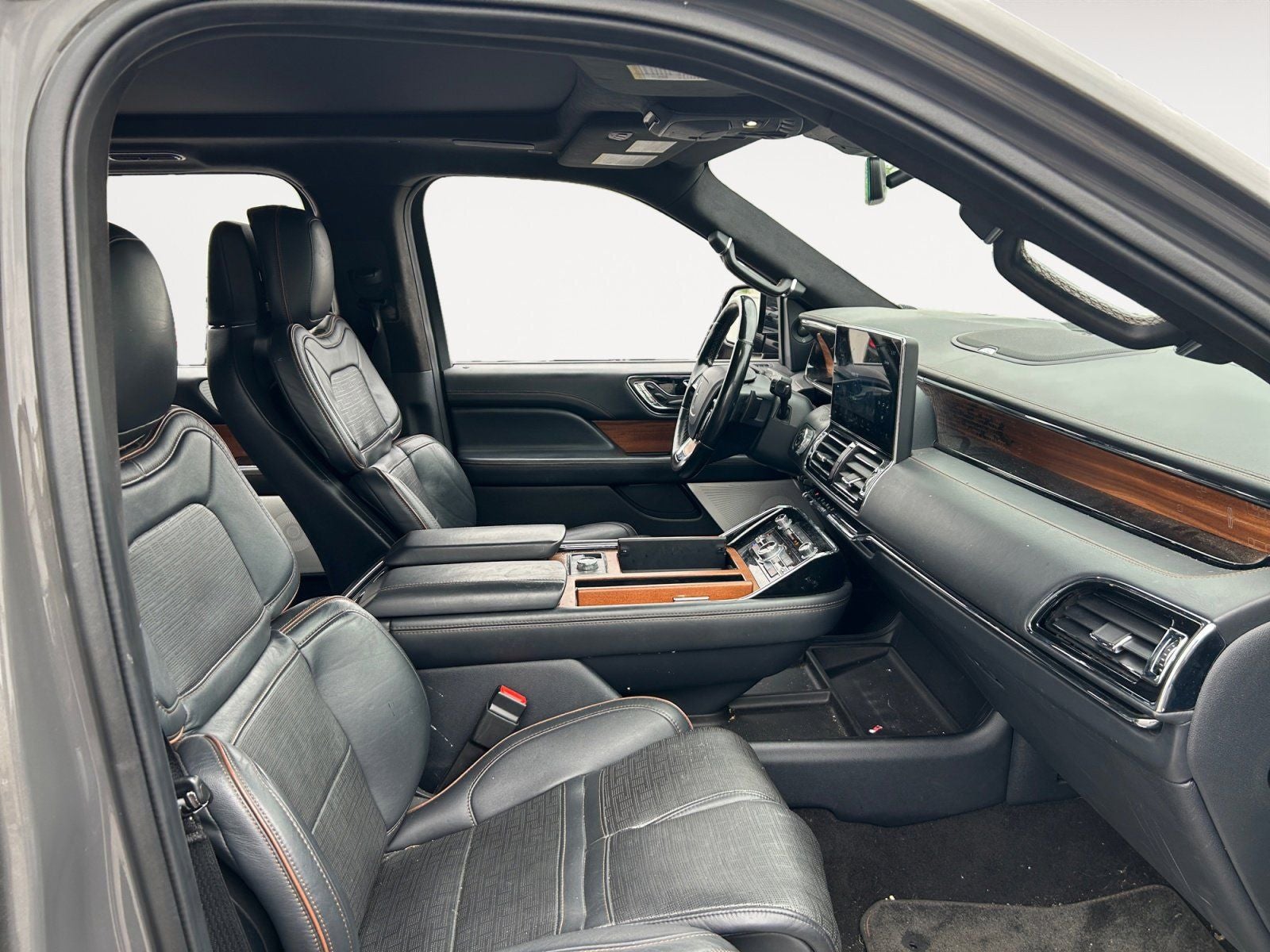 2022 Lincoln Navigator Black Label