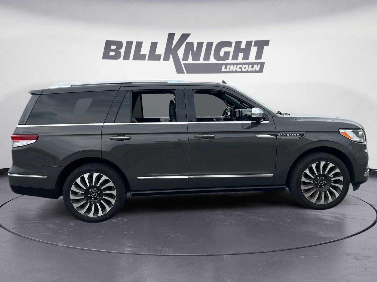 2022 Lincoln Navigator Black Label