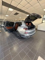 2023 BMW X7 M60i