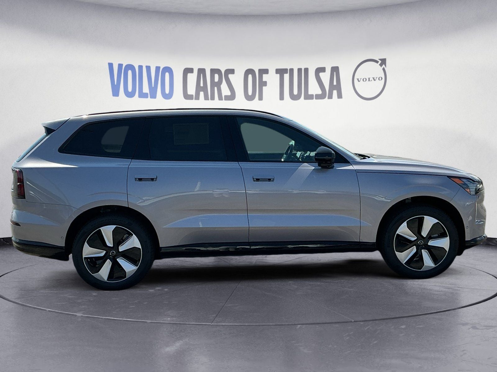 2026 Volvo EX90 Plus