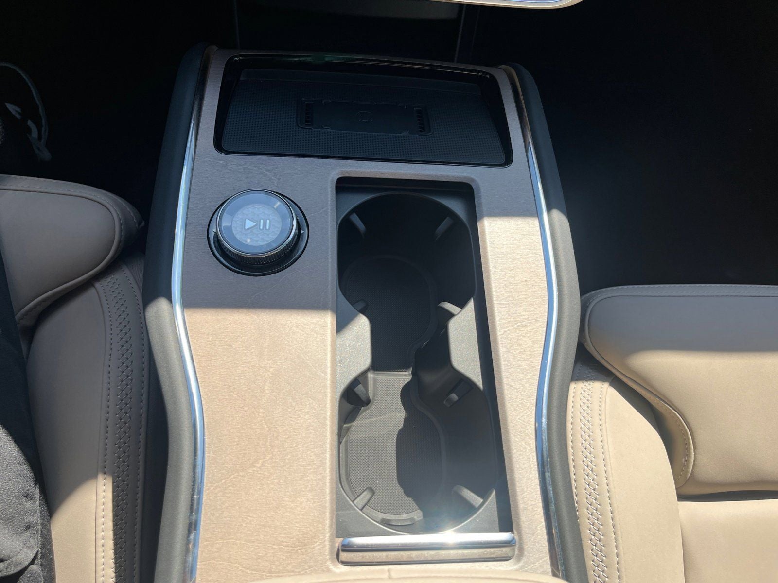 2025 Volvo EX90 Twin Motor Performance Ultra 6-Seater