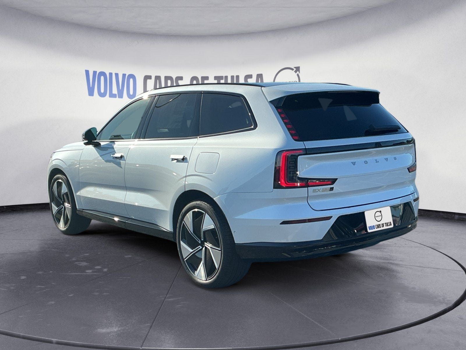 2025 Volvo EX90 Twin Motor Ultra 7-Seater