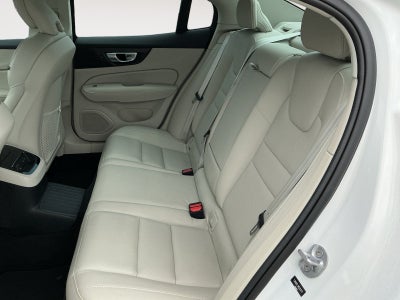 2024 Volvo S60 Recharge Plug-In Hybrid T8 Plus Dark Theme