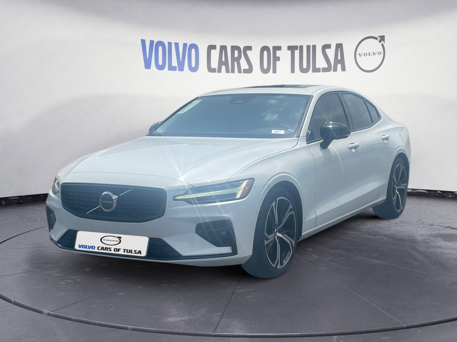 2024 Volvo S60 Ultimate