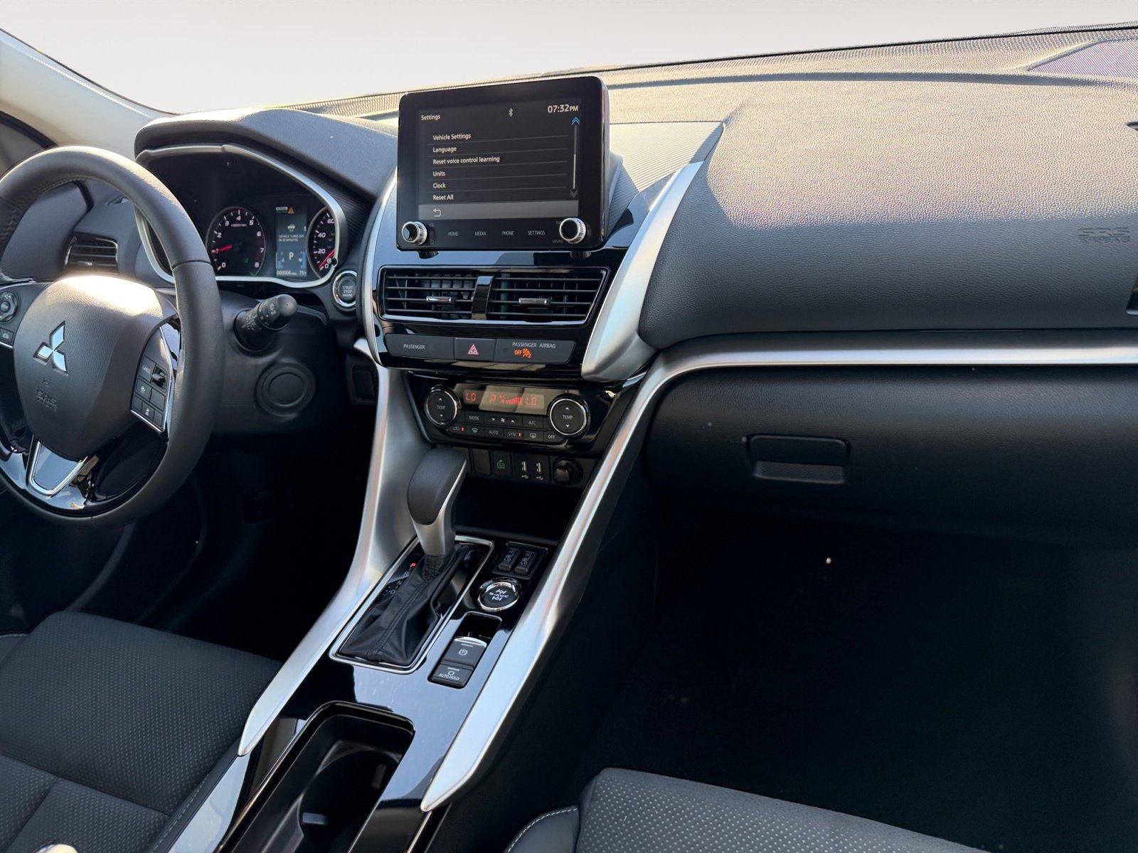 2026 Mitsubishi Eclipse Cross SE