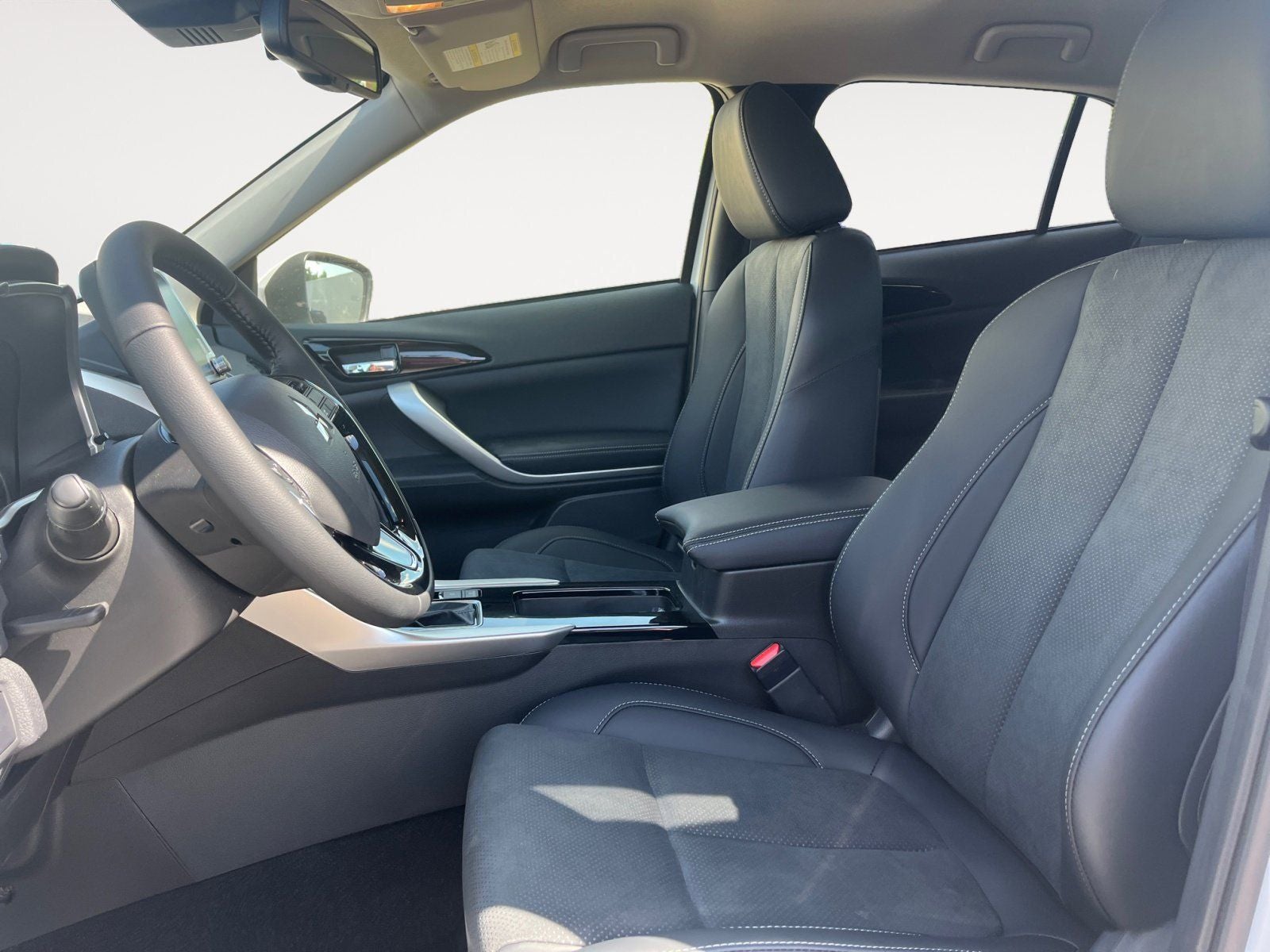 2025 Mitsubishi Eclipse Cross SE