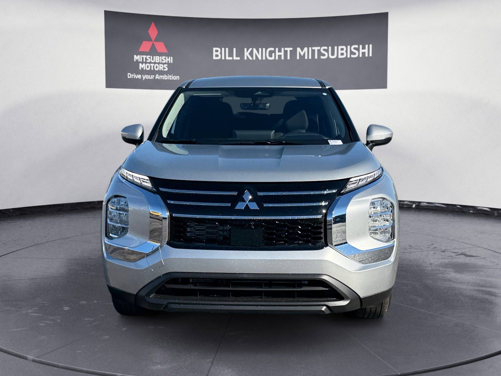 2026 Mitsubishi Outlander ES