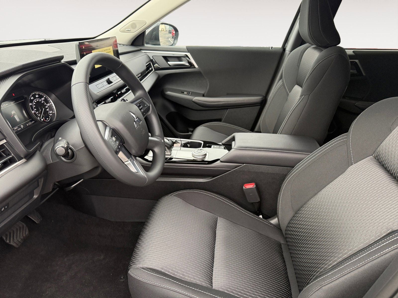 2025 Mitsubishi Outlander ES