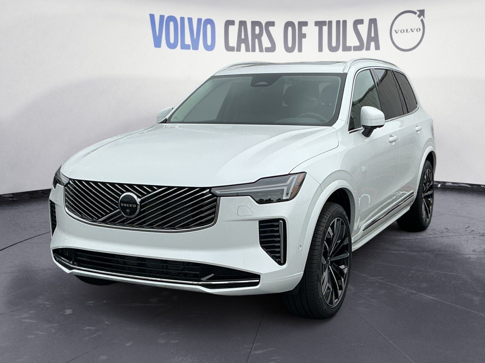 2026 Volvo XC90 B6 Plus 6-Seater