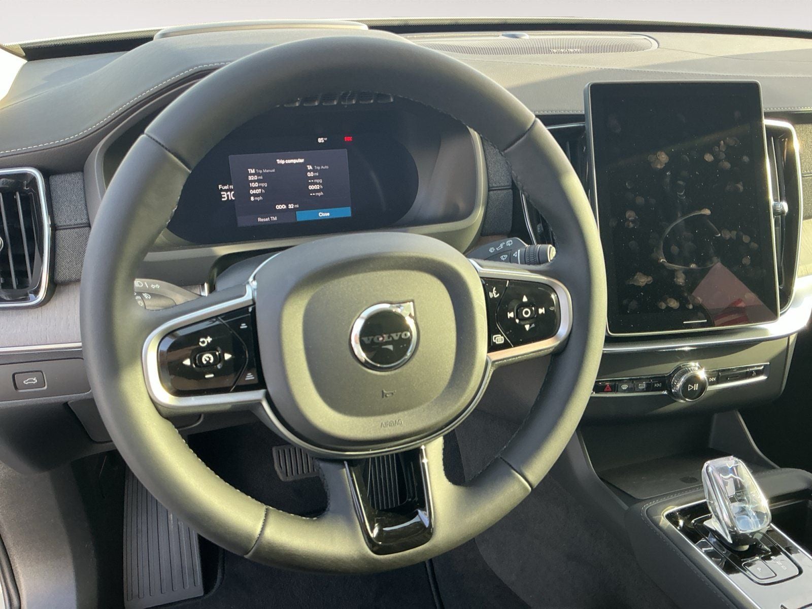 2026 Volvo XC90 B6 Ultra