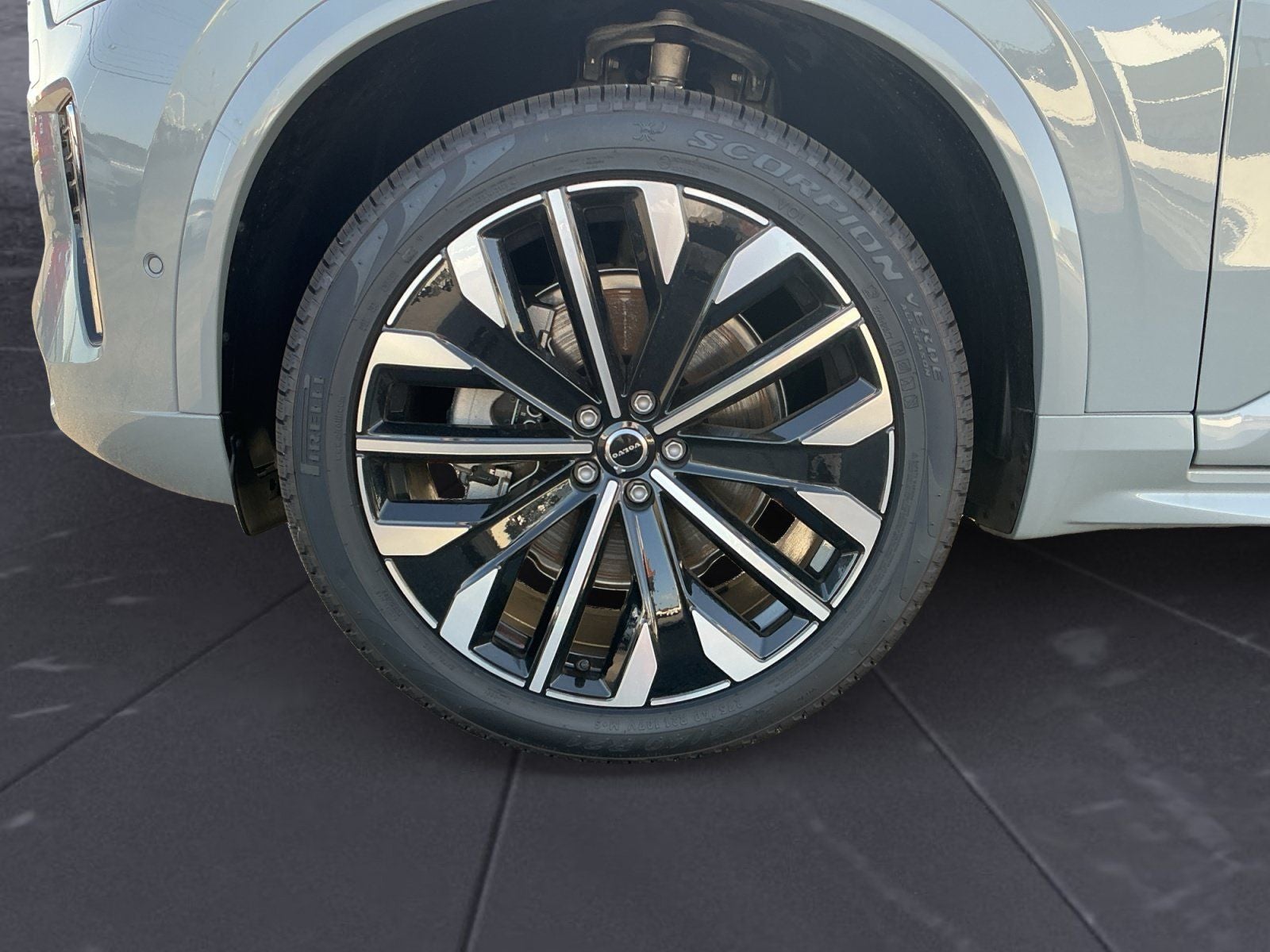 2026 Volvo XC90 B6 Ultra