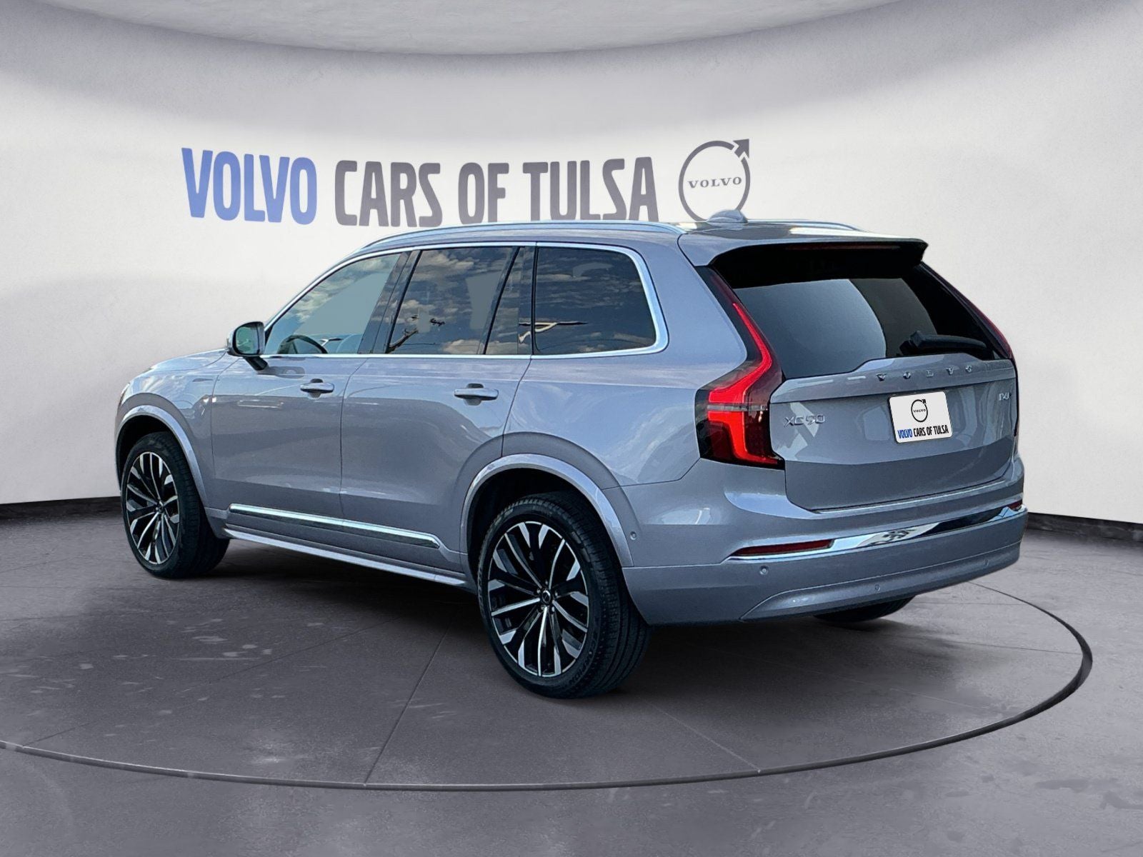 2026 Volvo XC90 B6 Plus 7-Seater