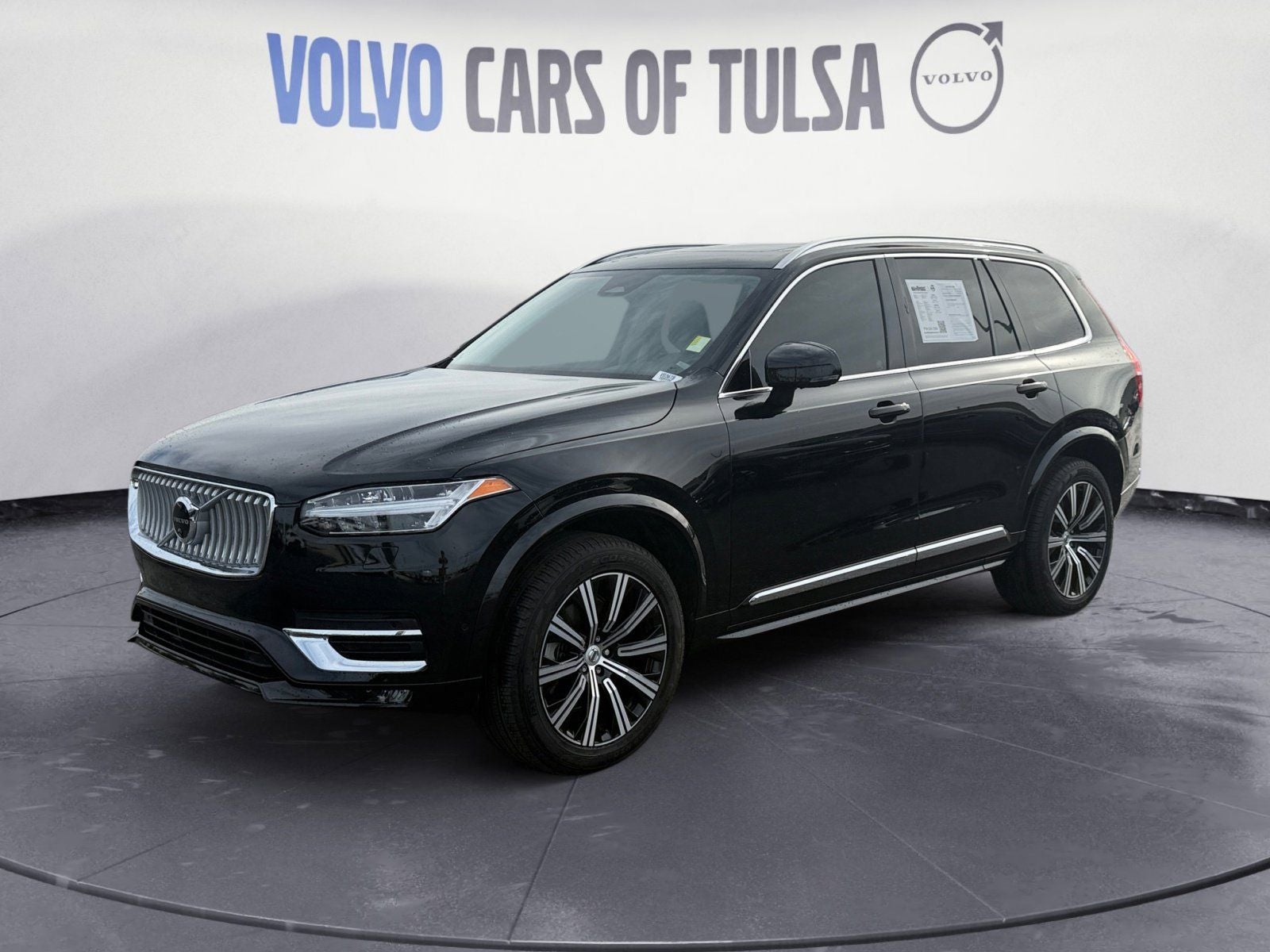 2025 Volvo XC90 B6 Plus 7-Seater