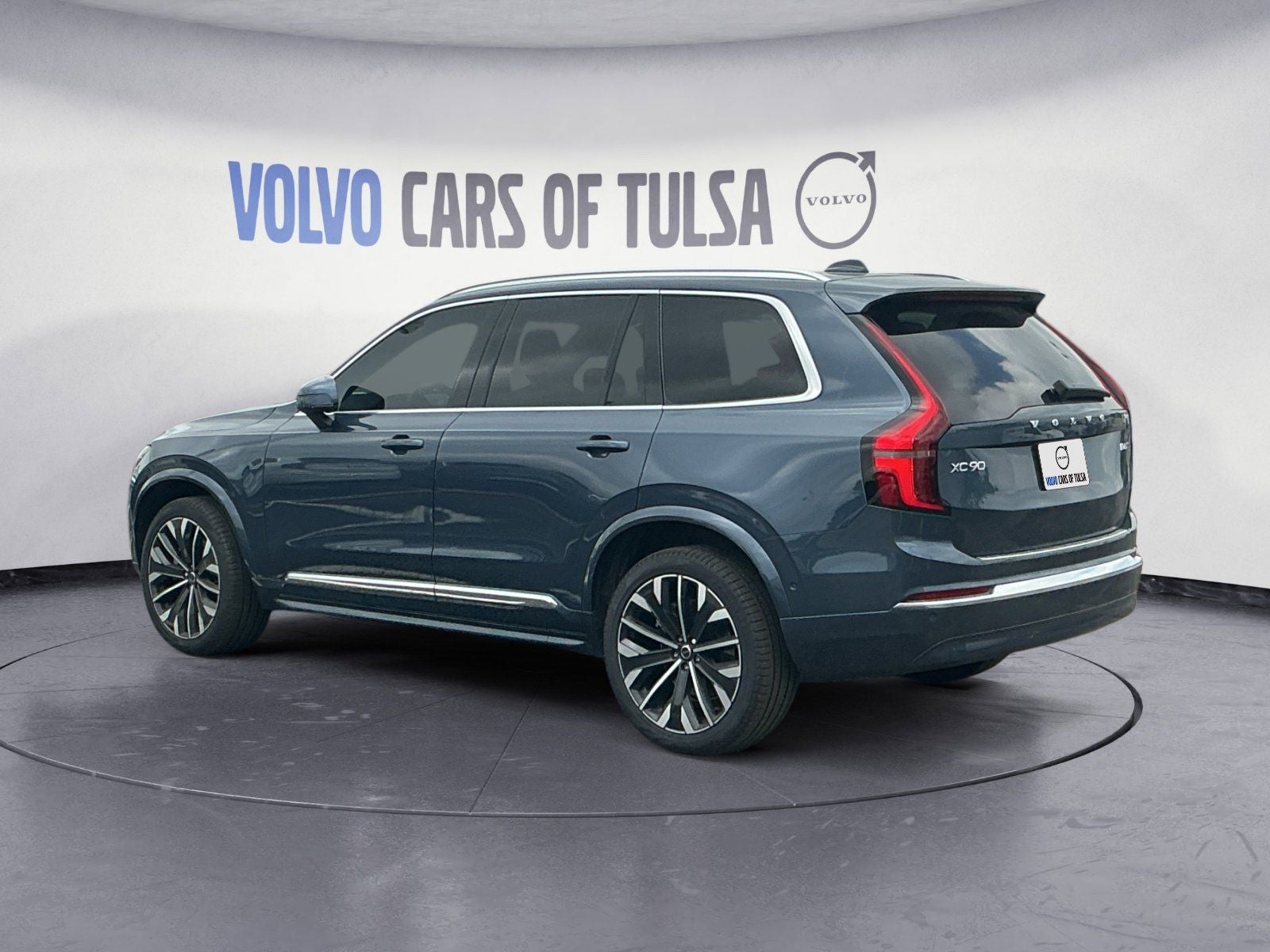 2026 Volvo XC90 B6 Plus 7-Seater