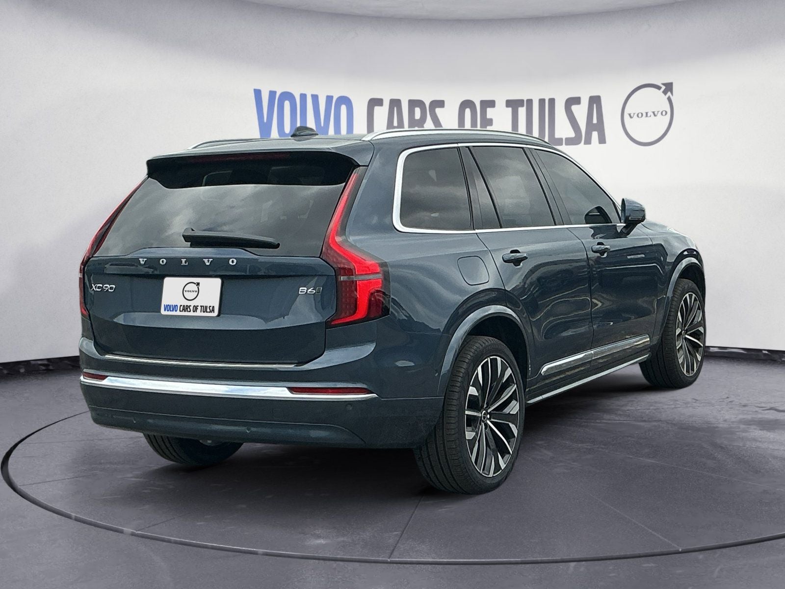 2026 Volvo XC90 B6 Plus 7-Seater