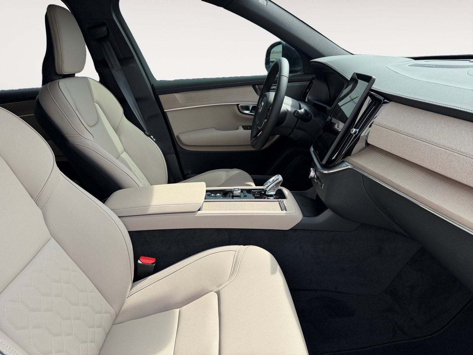 2026 Volvo XC90 B6 Plus 7-Seater