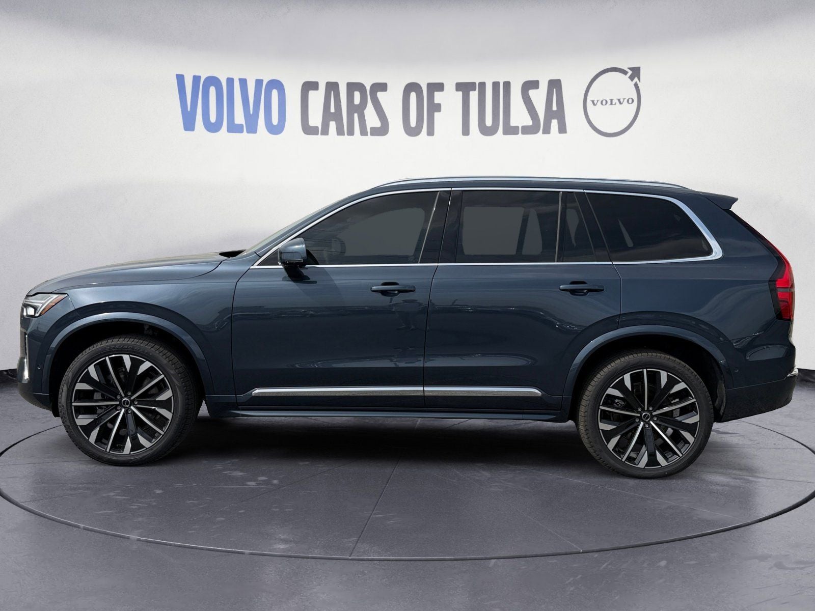 2026 Volvo XC90 B6 Plus 7-Seater
