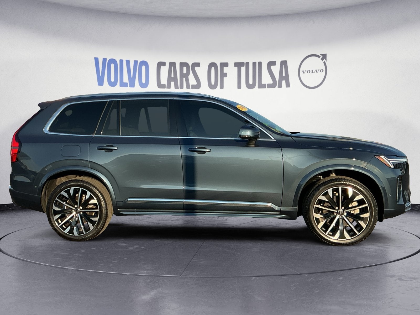 2026 Volvo XC90 B6 Plus 7-Seater