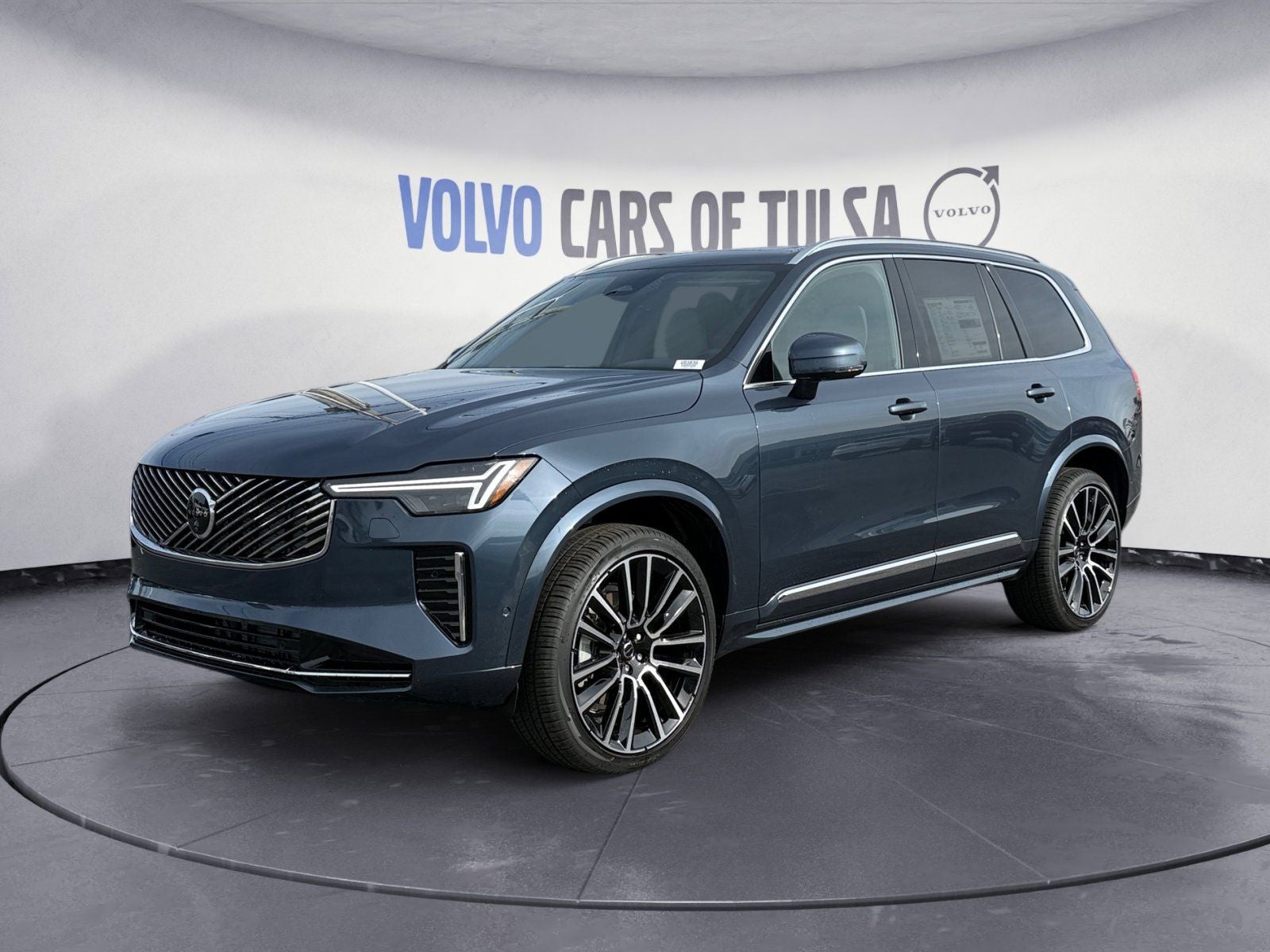 2026 Volvo XC90 B6 Plus 7-Seater