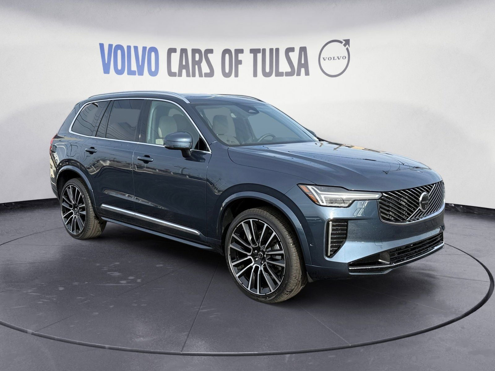 2026 Volvo XC90 B6 Plus 7-Seater