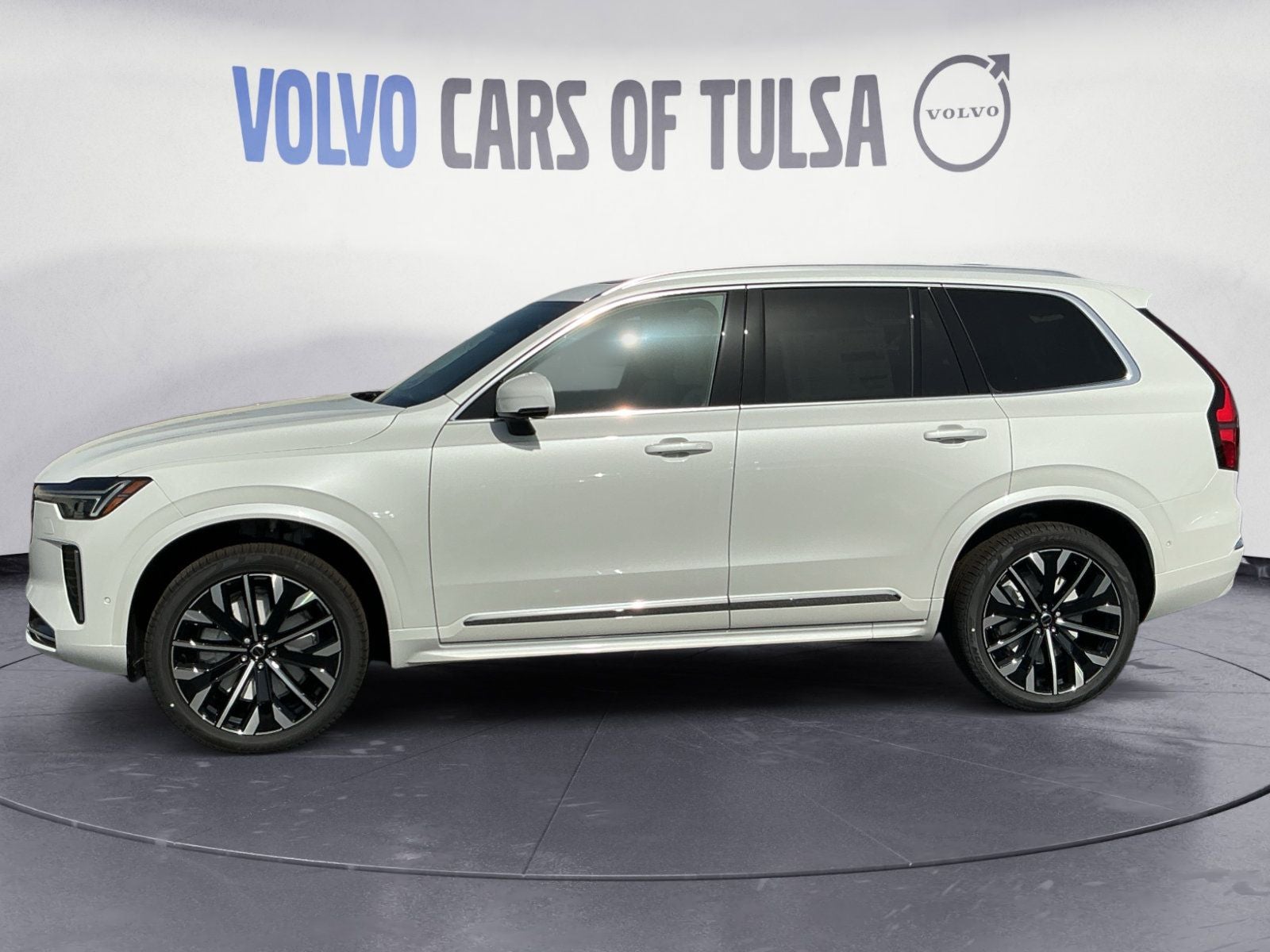 2026 Volvo XC90 B6 Plus 7-Seater