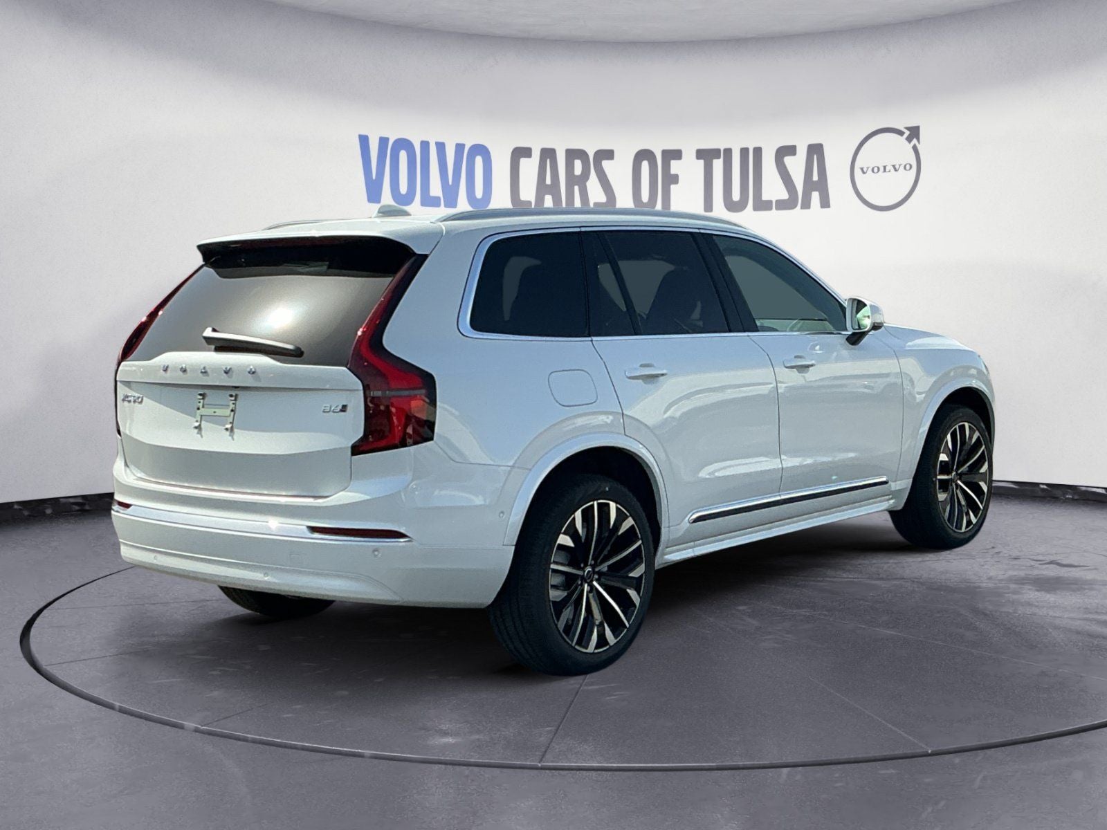 2026 Volvo XC90 B6 Plus 7-Seater