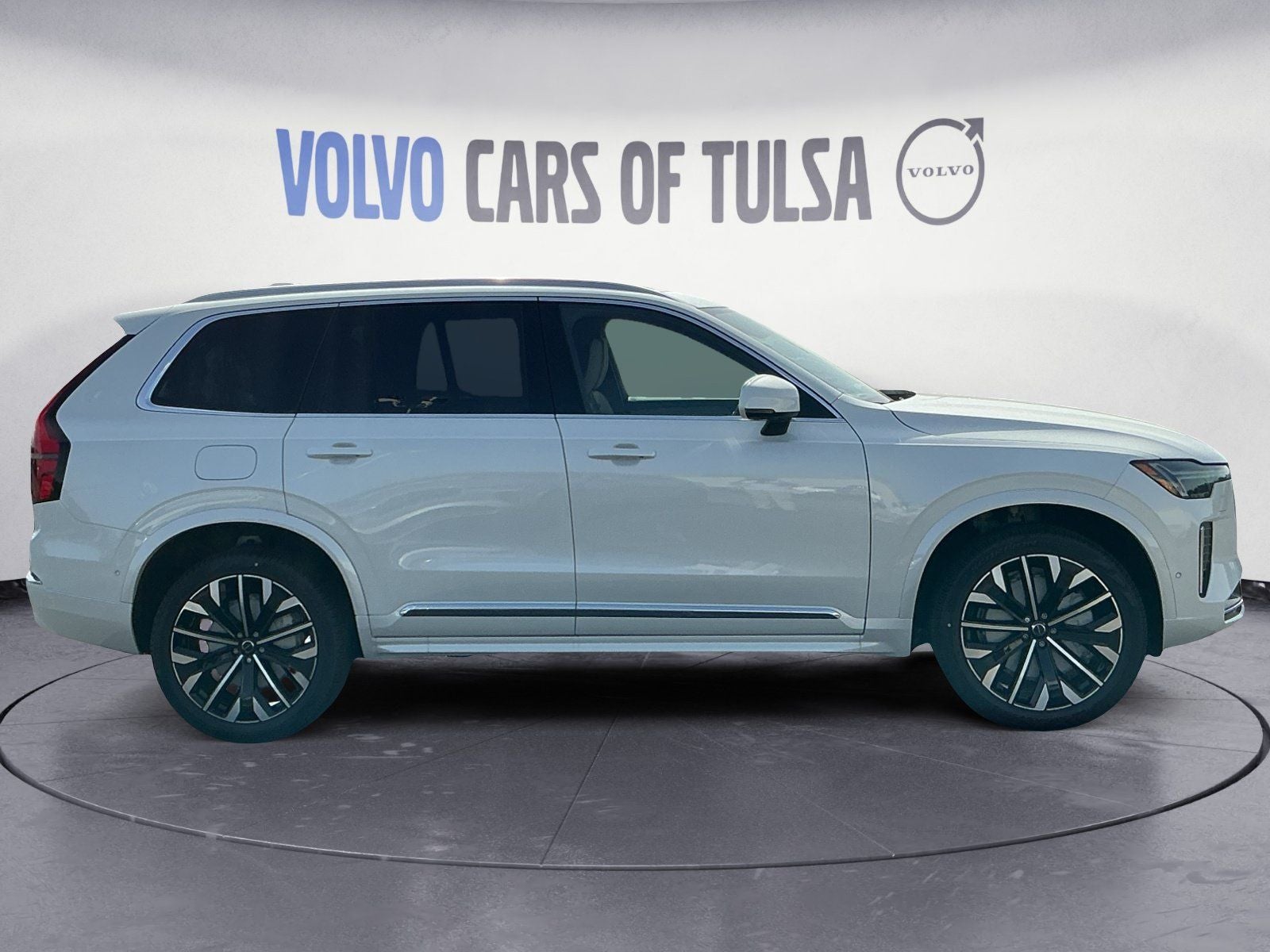 2026 Volvo XC90 B6 Plus 7-Seater