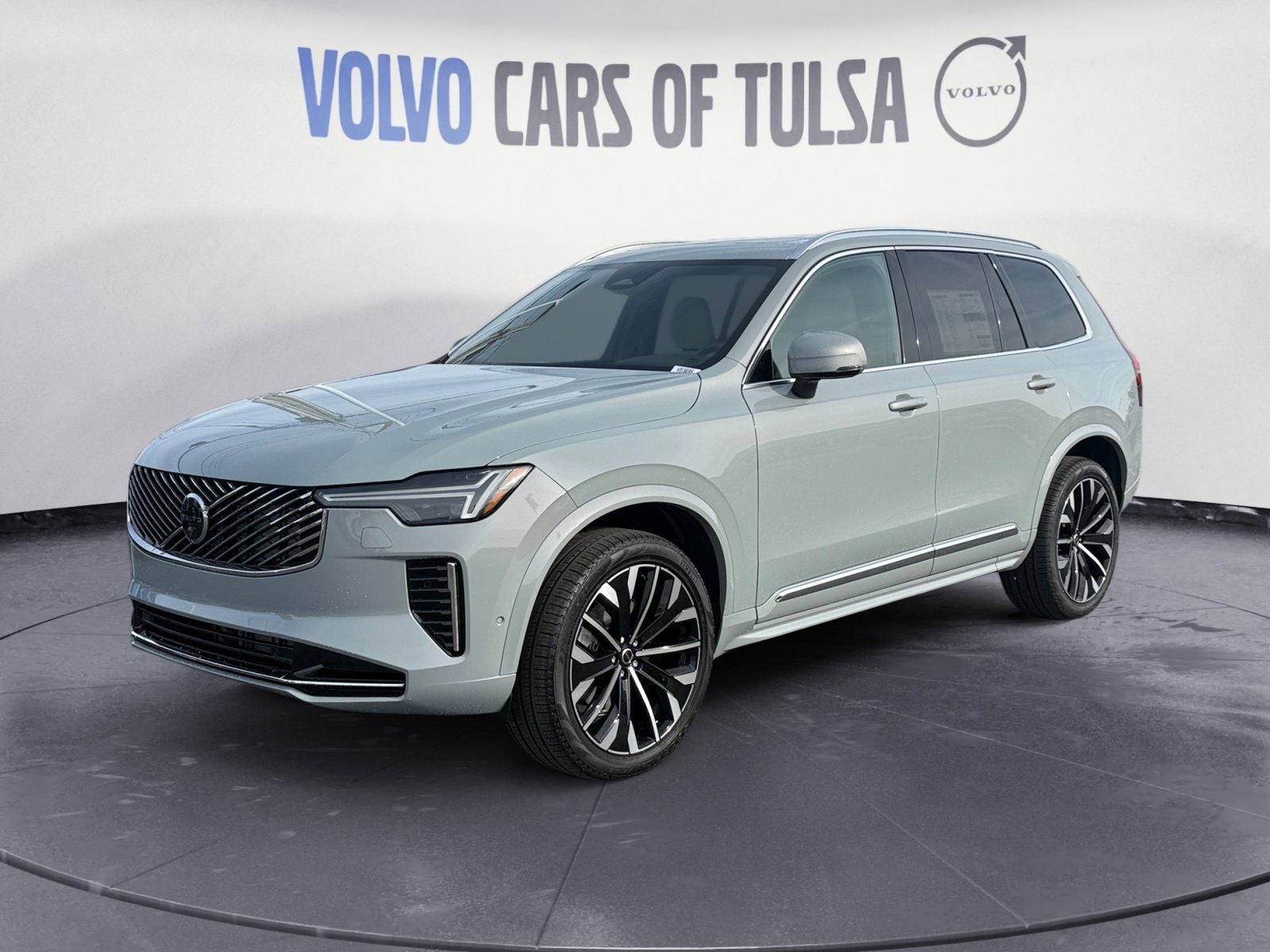 2026 Volvo XC90 B6 Plus 7-Seater