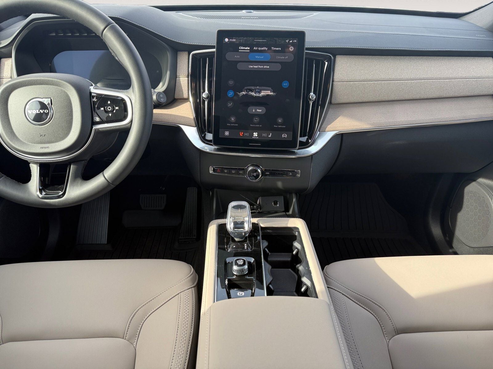 2026 Volvo XC90 B6 Plus 7-Seater