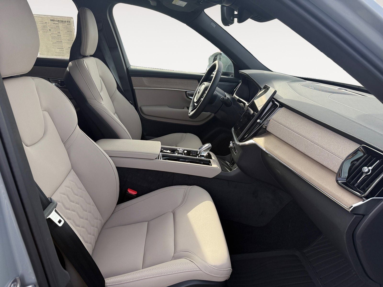 2026 Volvo XC90 B6 Plus 7-Seater