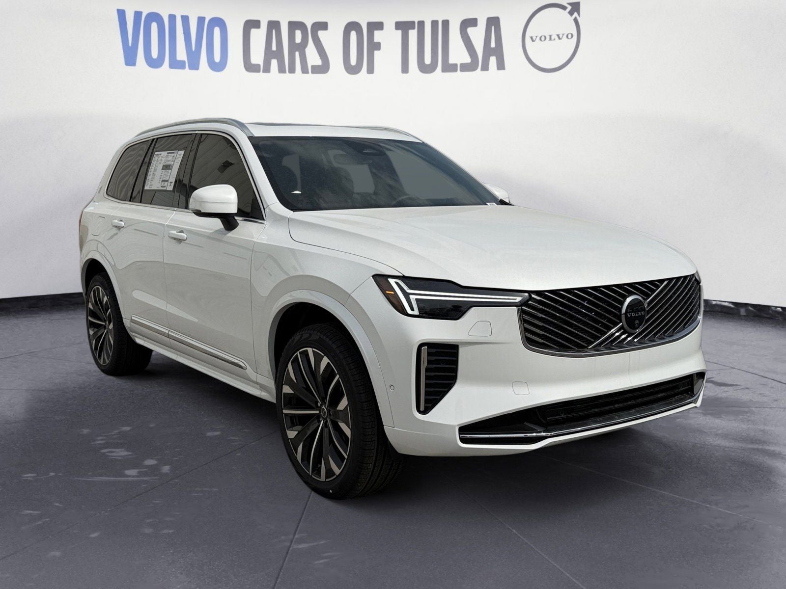 2026 Volvo XC90 B6 Plus 7-Seater