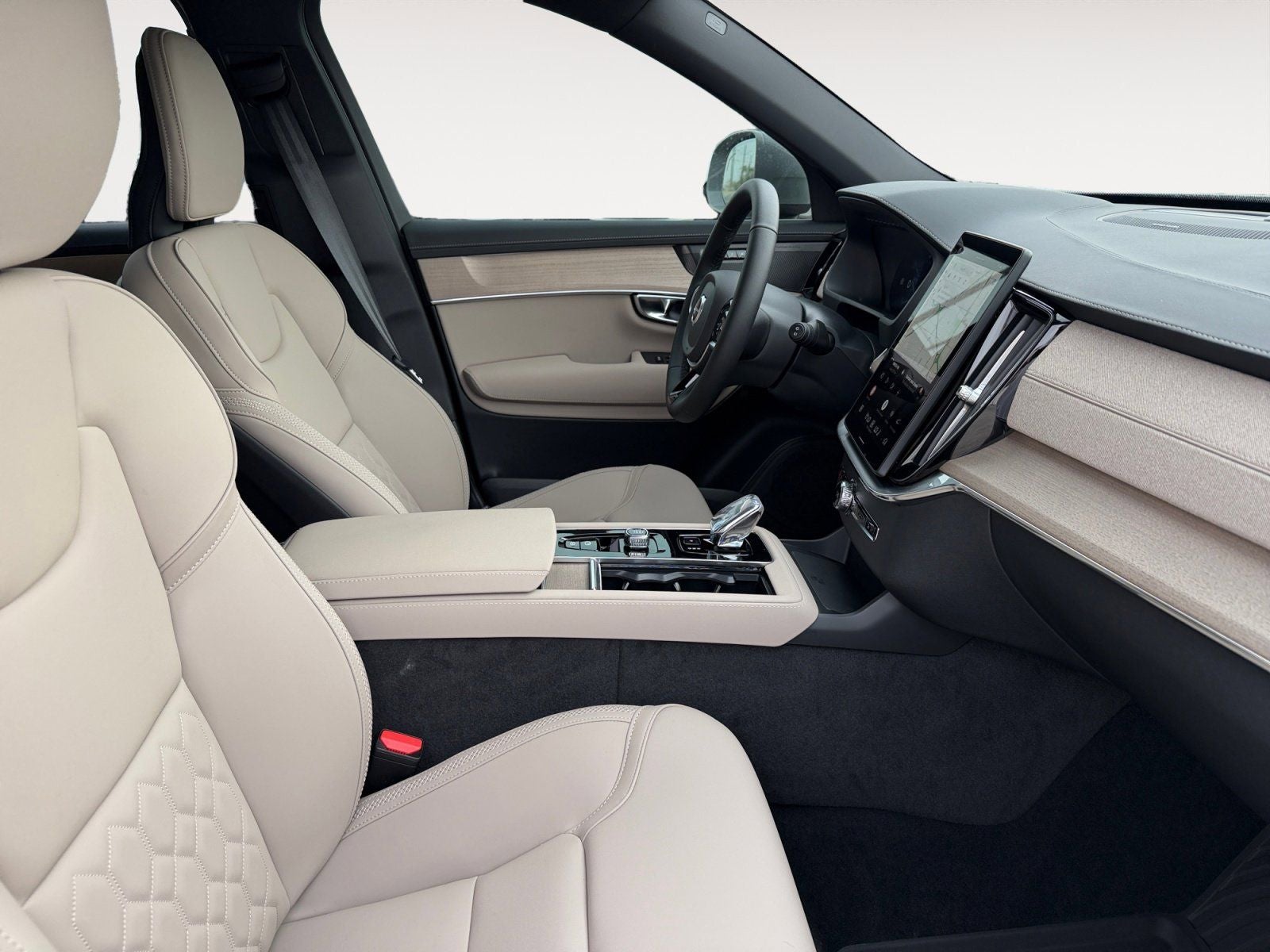 2026 Volvo XC90 B6 Plus 7-Seater