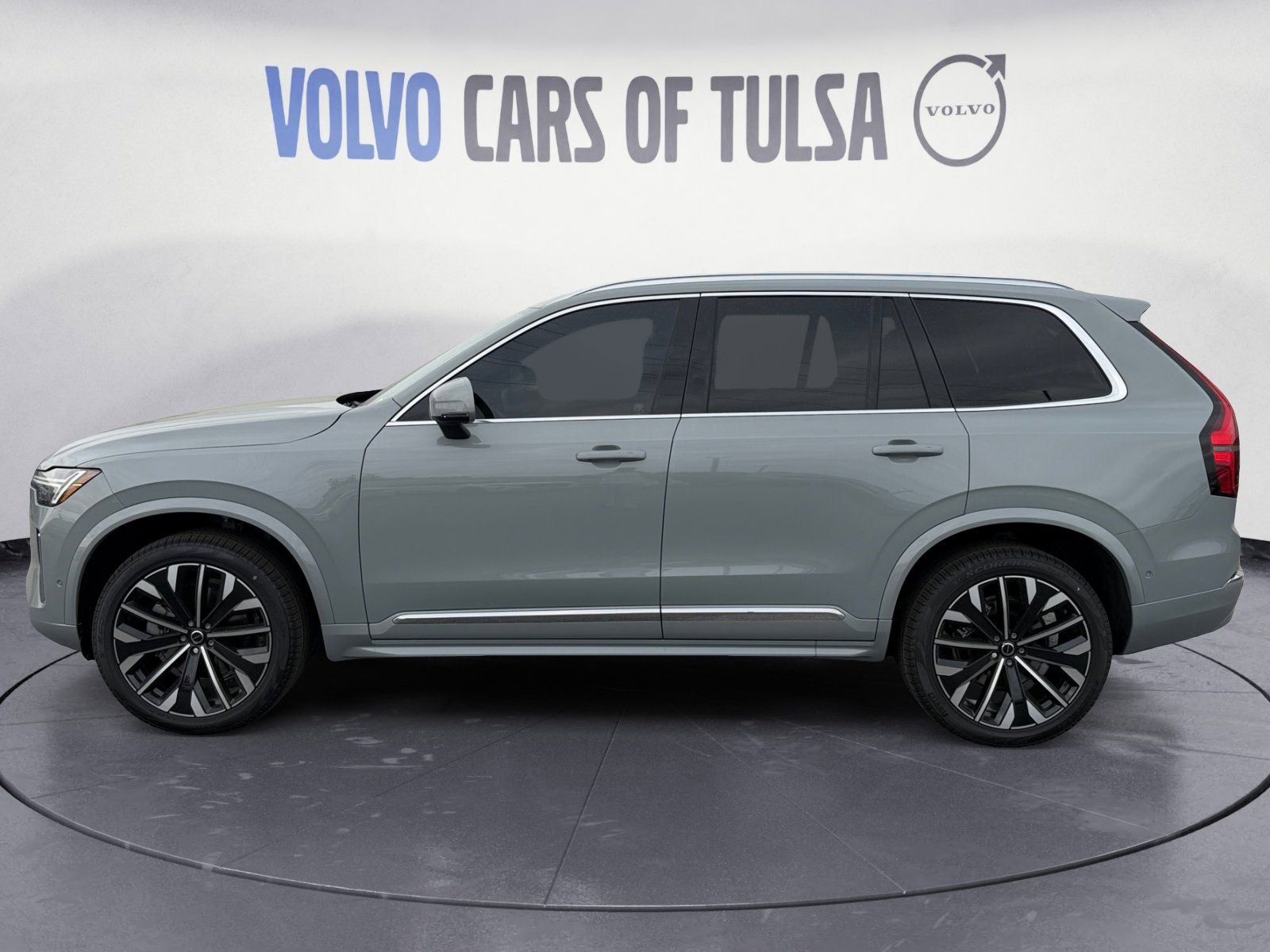2026 Volvo XC90 B6 Plus 7-Seater
