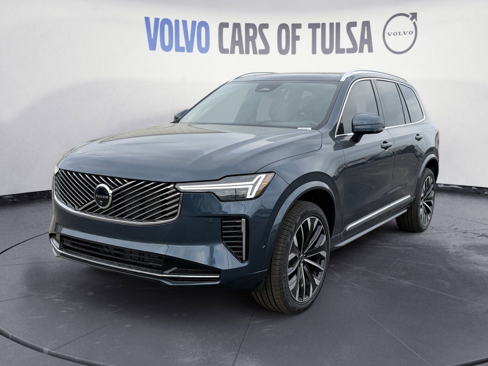2026 Volvo XC90 B6 Plus 7-Seater