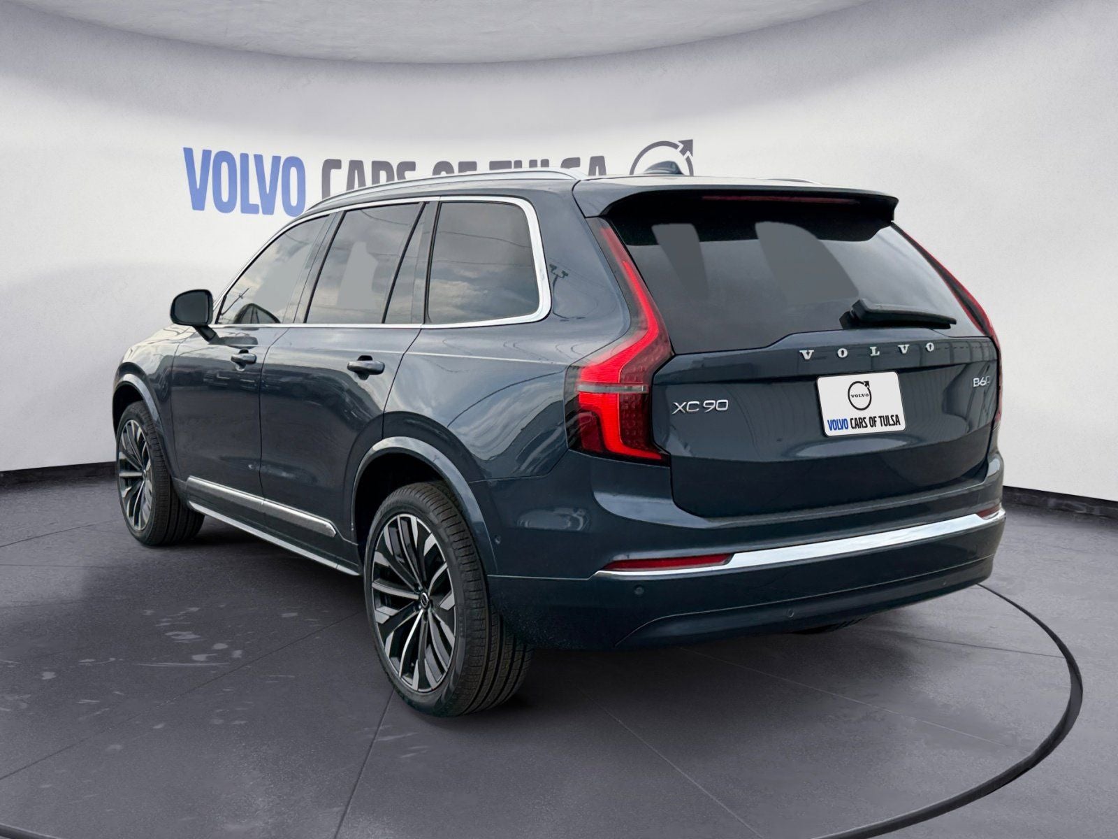 2026 Volvo XC90 B6 Plus 7-Seater