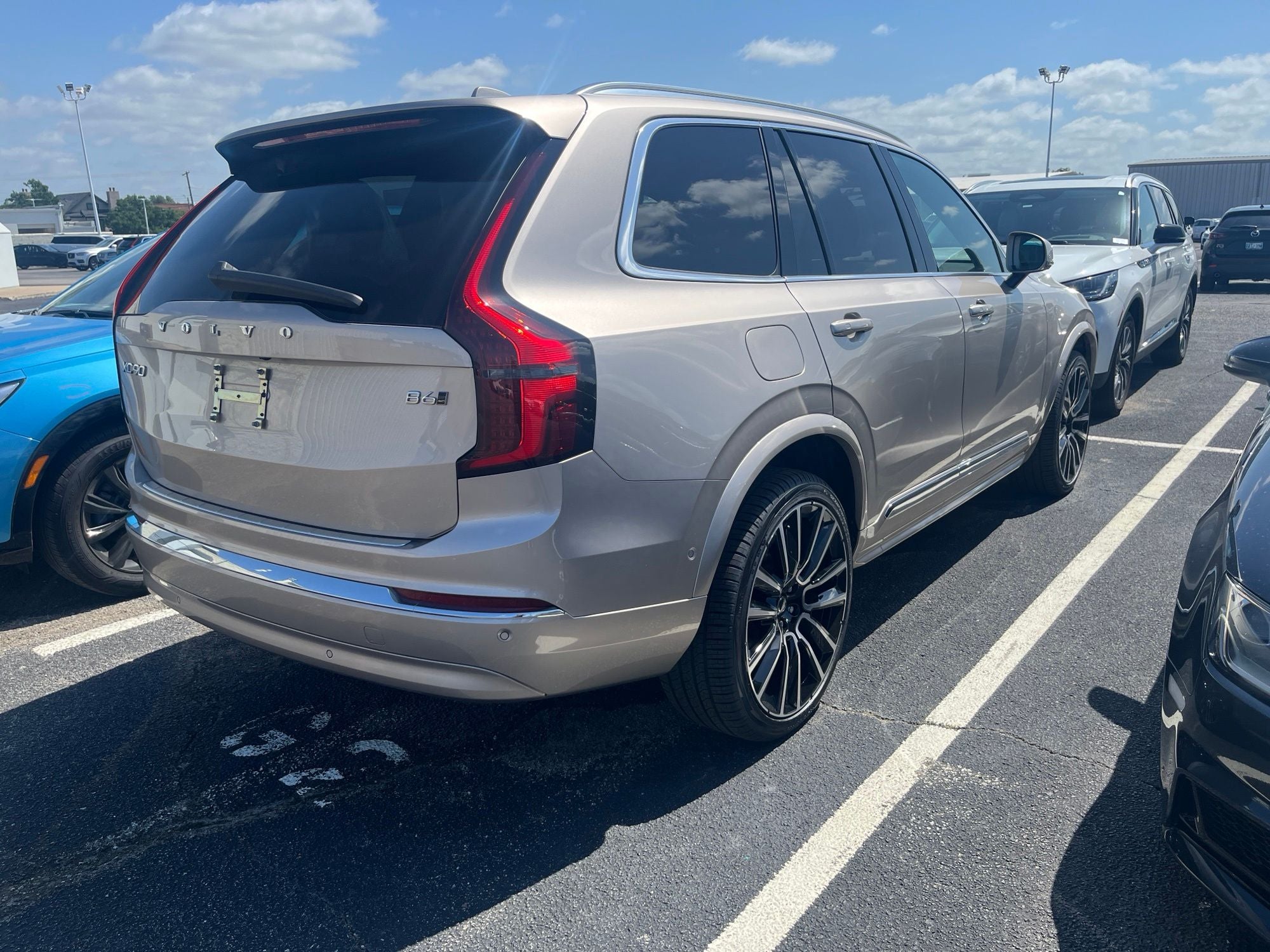 2026 Volvo XC90 B6 Plus 7-Seater