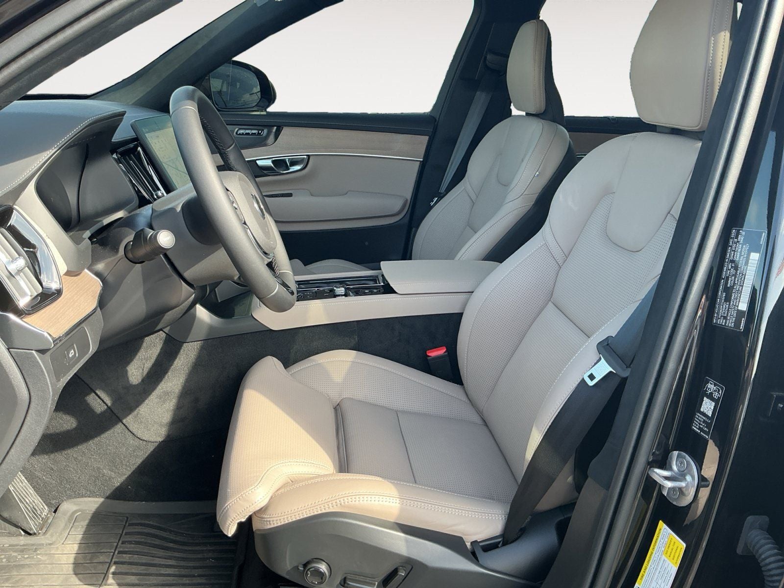 2026 Volvo XC90 B6 Ultra
