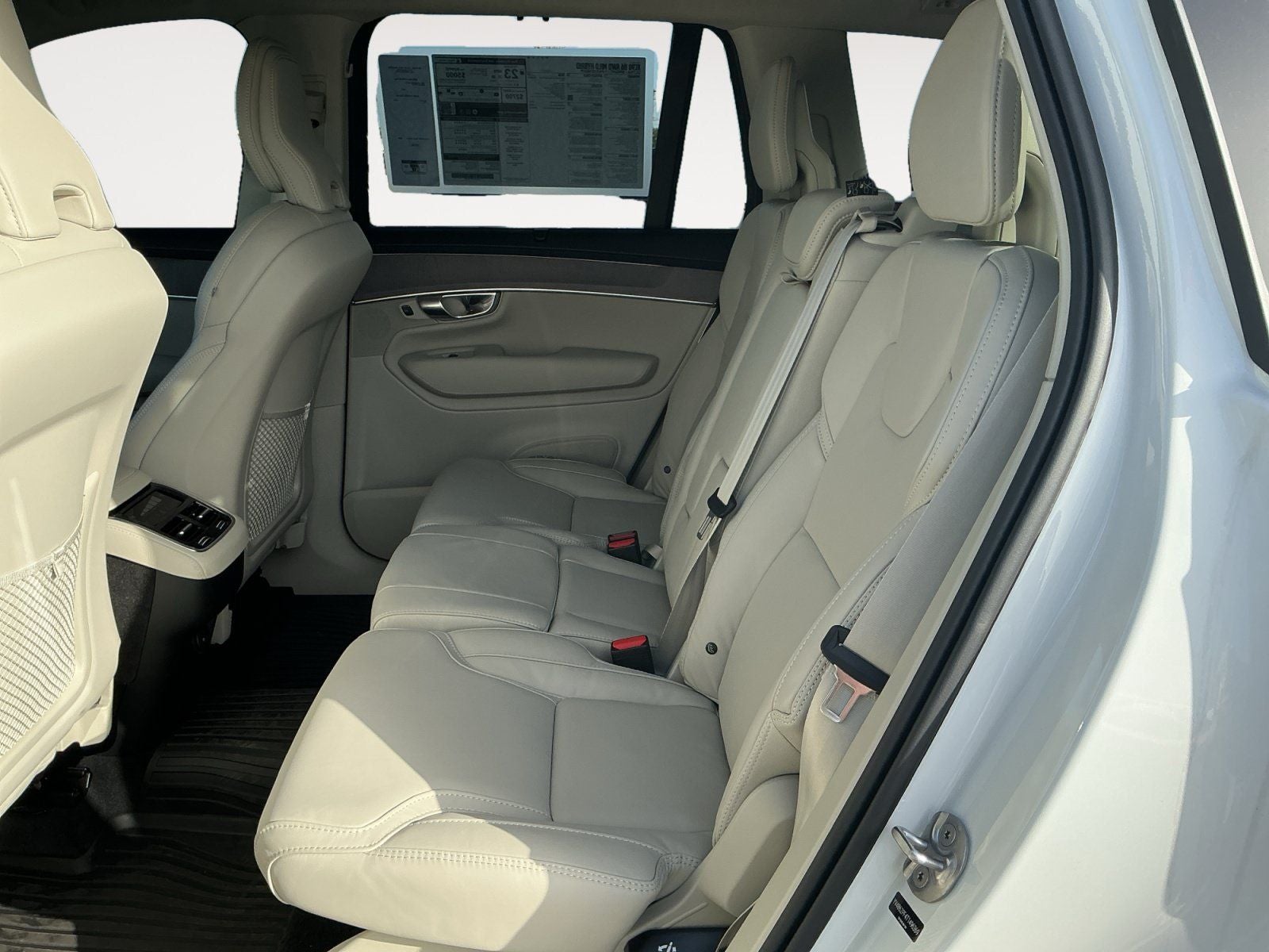 2026 Volvo XC90 B6 Ultra