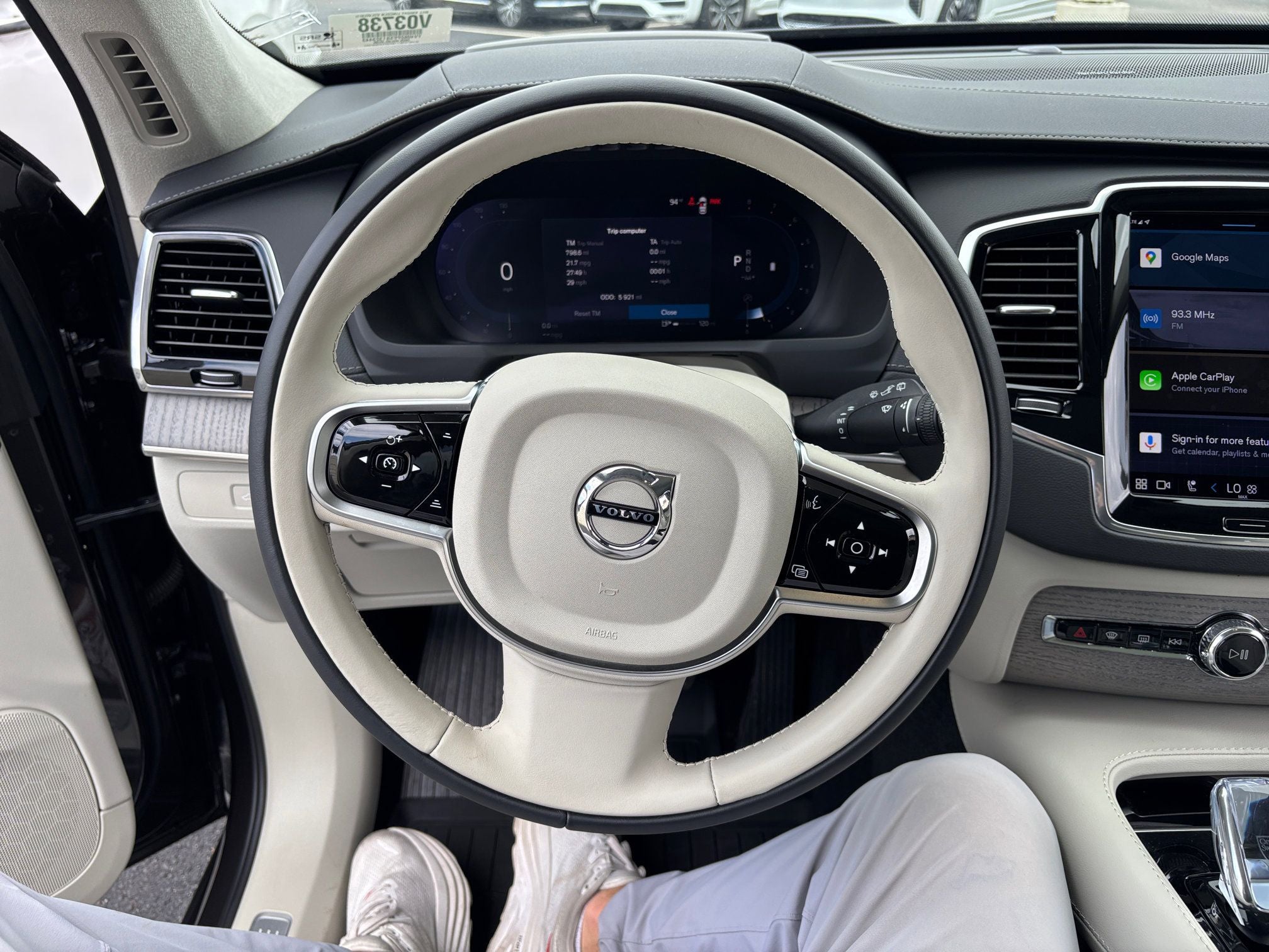 2025 Volvo XC90 B6 Ultra