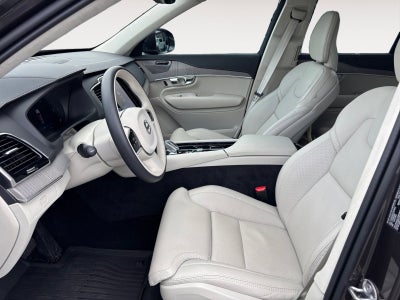 2025 Volvo XC90 B6 Ultra