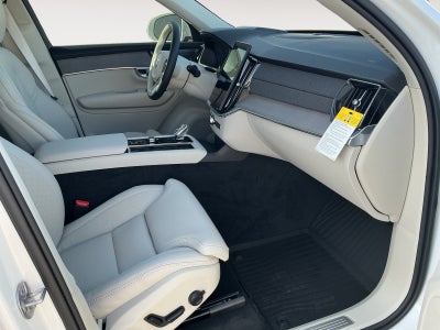 2026 Volvo XC90 B6 Ultra