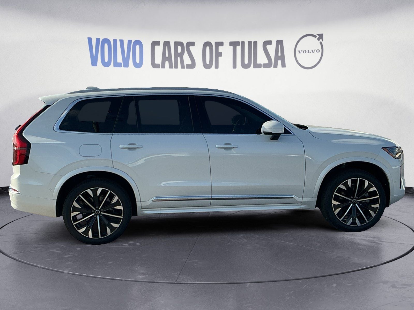 2026 Volvo XC90 B6 Ultra