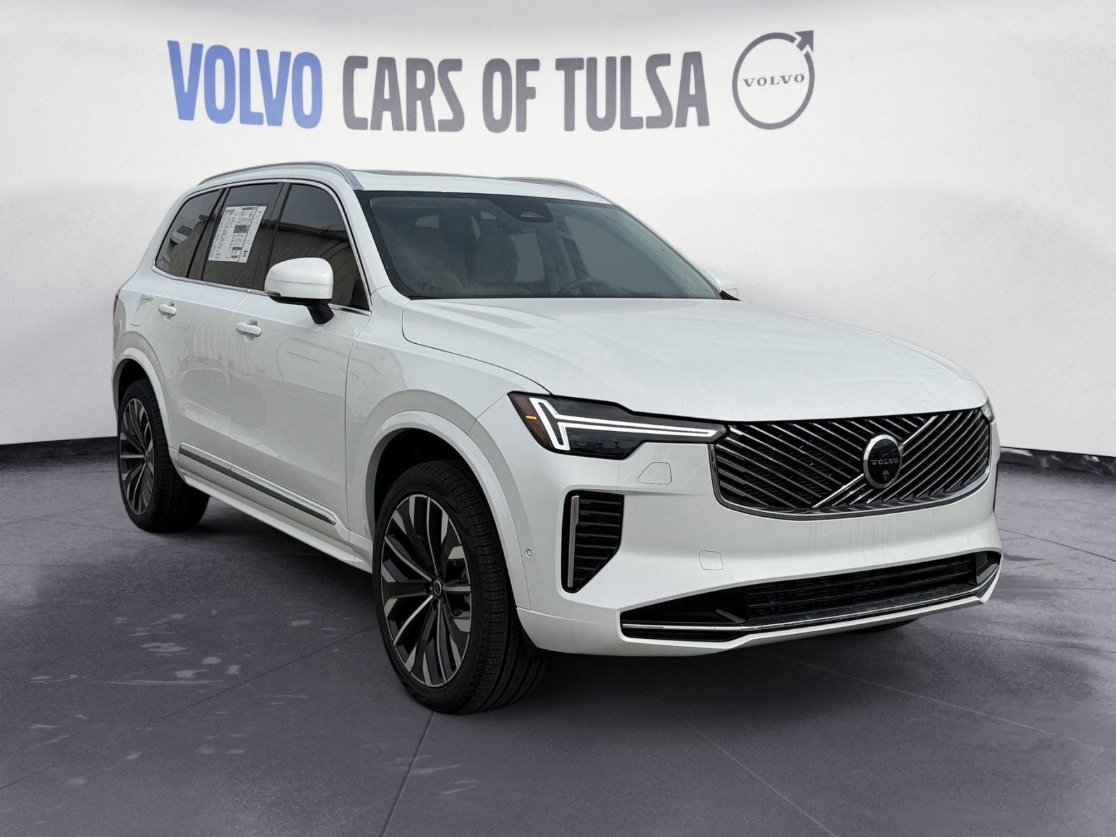 2026 Volvo XC90 B6 Ultra