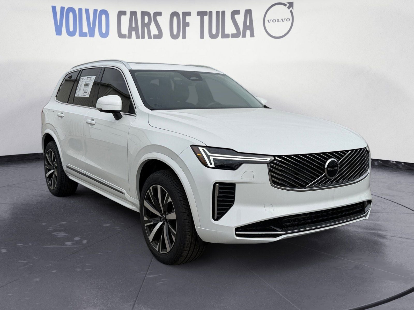 2026 Volvo XC90 B6 Core