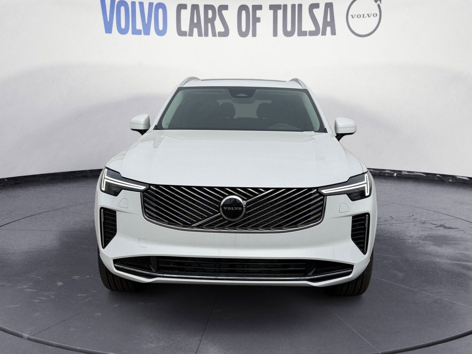 2026 Volvo XC90 B6 Core