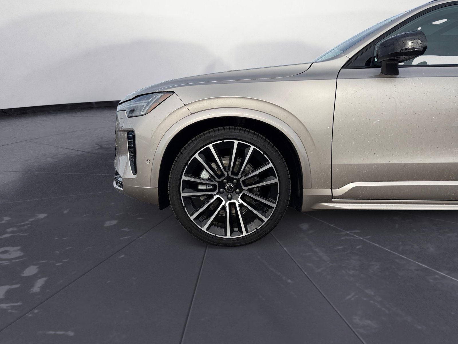 2026 Volvo XC90 B6 Ultra