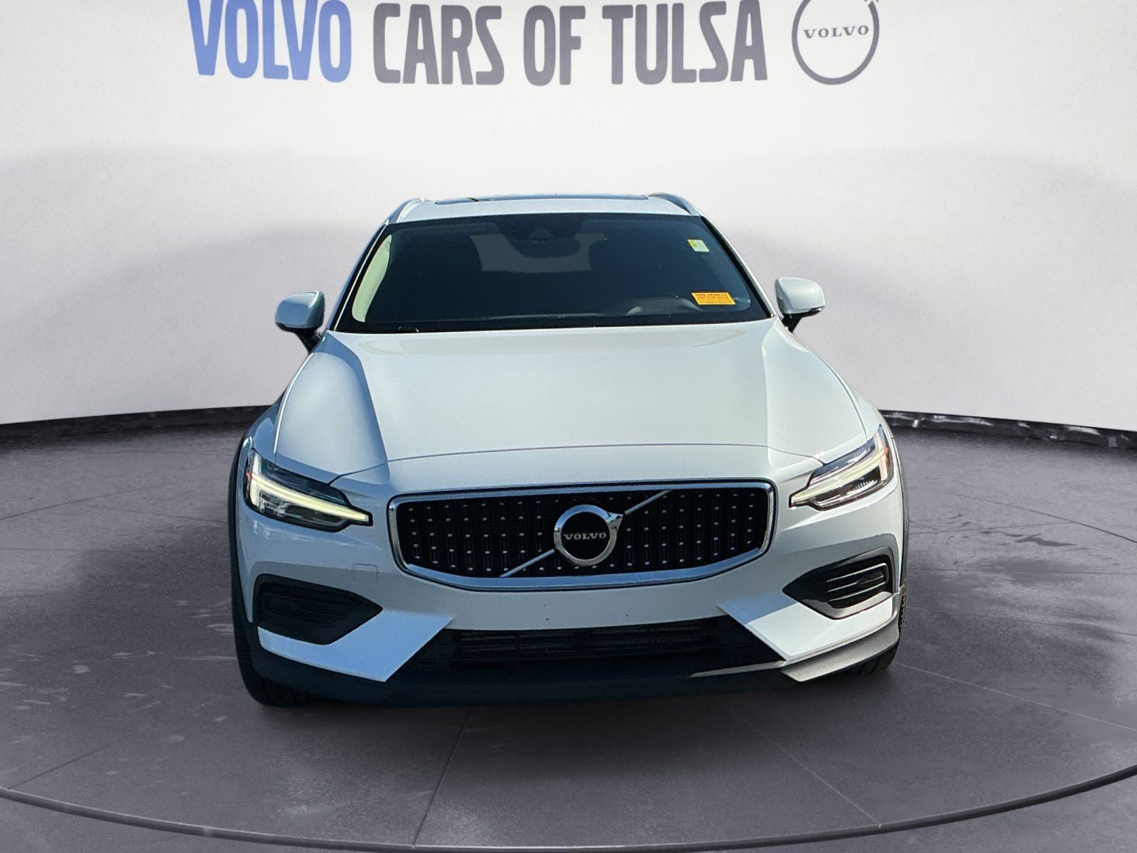 2020 Volvo V60 Cross Country T5