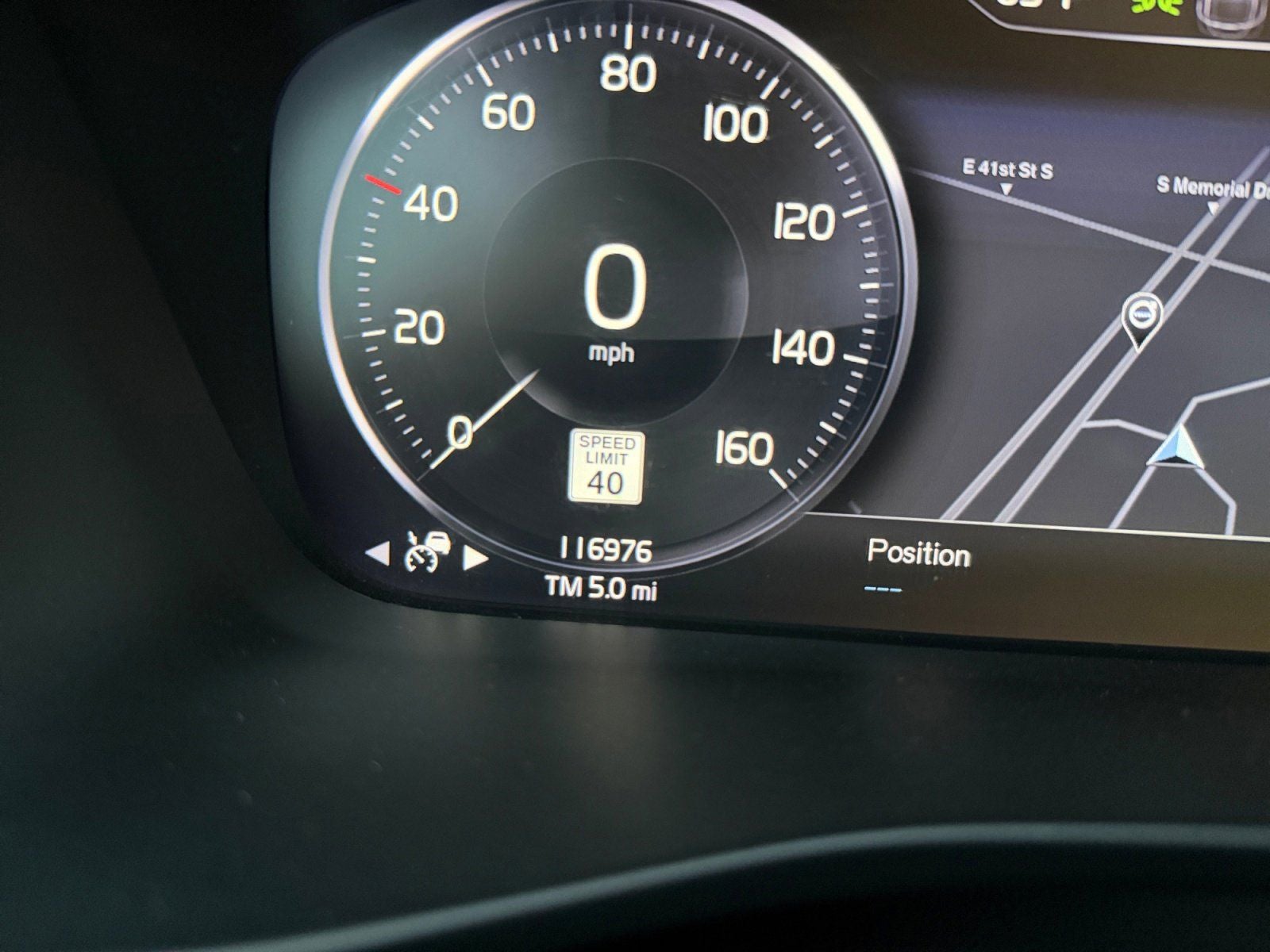 2019 Volvo XC40 R-Design