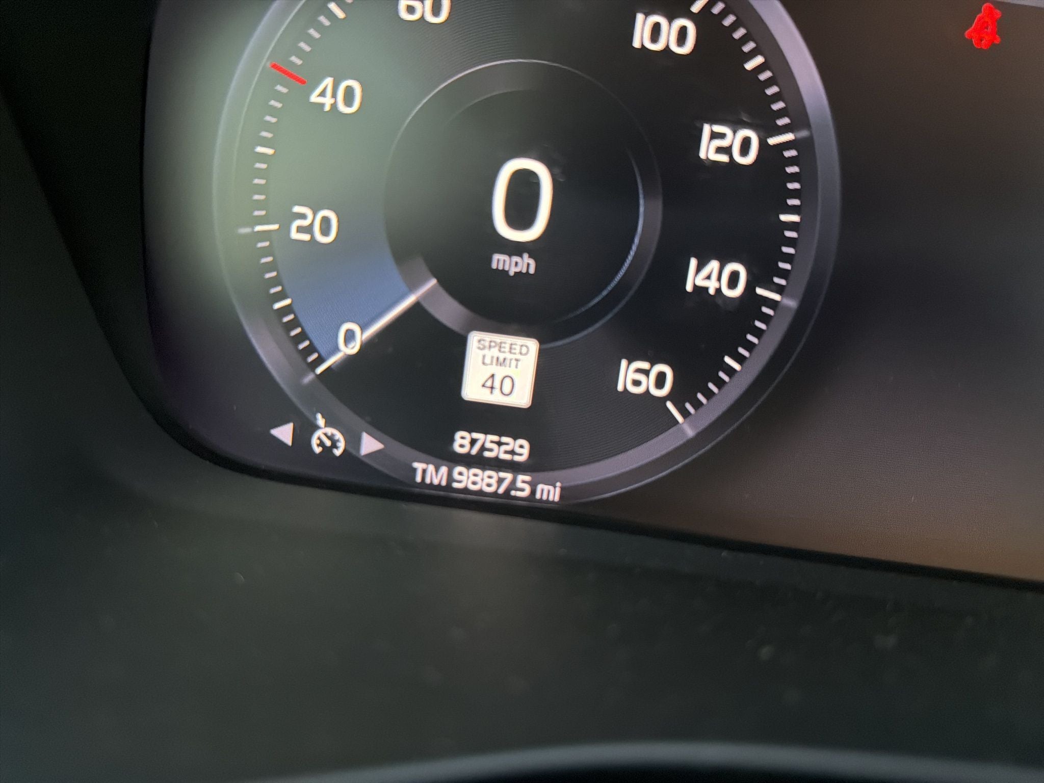 2020 Volvo XC40 Momentum