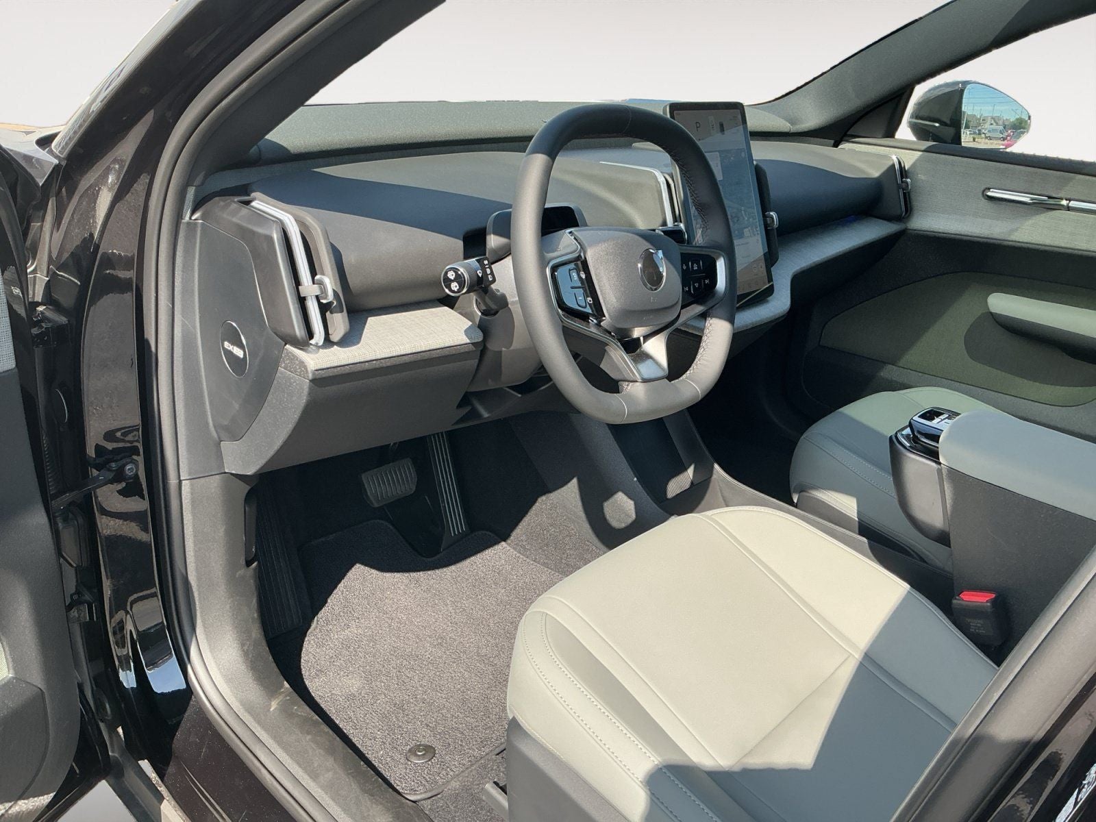2025 Volvo EX30 Twin Motor Performance Plus